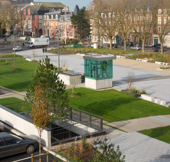 Parc avec accès parking extérieur
